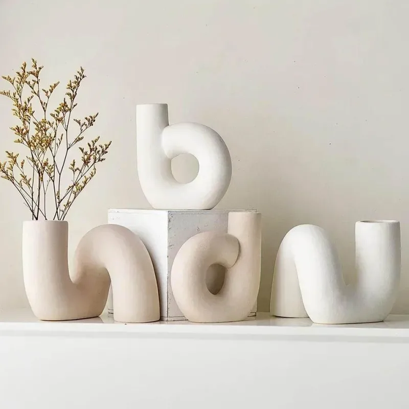 The Finishing Touch Wohndeko-Solis Keramikvase – Eleganter Akzent für die Inneneinrichtung