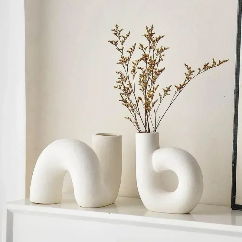 The Finishing Touch Wohndeko-Solis Keramikvase – Eleganter Akzent für die Inneneinrichtung