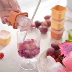 The Cozy Mug Küche & Esszimmer-Stapelbares Eiswürfelbereiter-Set – Gefrierschale aus Silikon für einfache Eiswürfel