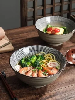 Elegance at the Table Küche & Esszimmer-Suppenschüssel-Set aus Keramik – große Retro-Schüssel mit Löffel und Essstäbchen