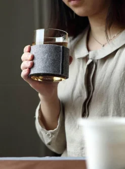 The Cozy Mug Küche & Esszimmer-Tee-Ei aus Glas mit Holzdeckel – Kreatives Brühwerkzeug