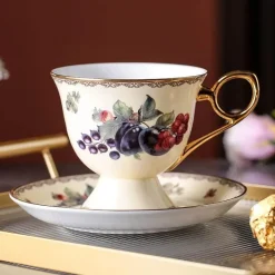 Feast u0026 Flair Küche & Esszimmer-Teegeschirr-Set aus Bone China – Schwarzer Tee, Tasse und Untertasse, Kaffee im französischen Stil