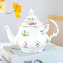 Feast u0026 Flair Küche & Esszimmer-Teegeschirr-Set „Blume des Monats“ – Elegantes Trinkgeschirr für Zuhause und die Küche