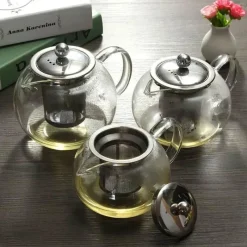 Plates u0026 More Küche & Esszimmer-Teekanne aus Borosilikatglas mit Edelstahl-Teesieb – hitzebeständige Teekanne