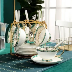 The Cozy Mug Küche & Esszimmer-Teeservice aus Bone China – Teekanne aus Porzellan mit blauen Punkten, Tassen, Milchkännchen, Zuckerdose