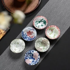 Plates u0026 More Küche & Esszimmer-Teetasse aus Keramik – Sake-Tasse aus blau-weißem Porzellan