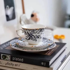 Plates u0026 More Küche & Esszimmer-Teetassen-Set aus Porzellan – Elegante Kaffeetassen mit Untertassen