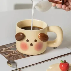 Plates u0026 More Küche & Esszimmer-Tierbecher-Set – Schwein und Hund mit Deckel, Löffel und Untertasse für Kaffee