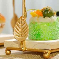 Elegance at the Table Küche & Esszimmer-Tortenständer aus Blattgold – Elegante, dekorative Dessert-Ausstellung