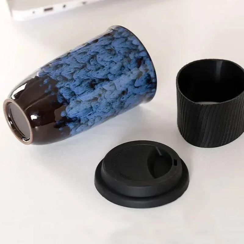 Plates u0026 More Küche & Esszimmer-Tragbarer Keramikbecher mit Deckel – Kaffee- und Teetasse für Paare