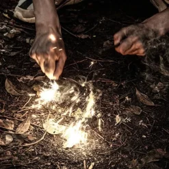 The Outdoor Vault Outdoor-Artikel|Heimwerkzeuge-Tragbares Campingfeuerzeug – Nostalgisches Streichholzwerkzeug für draußen