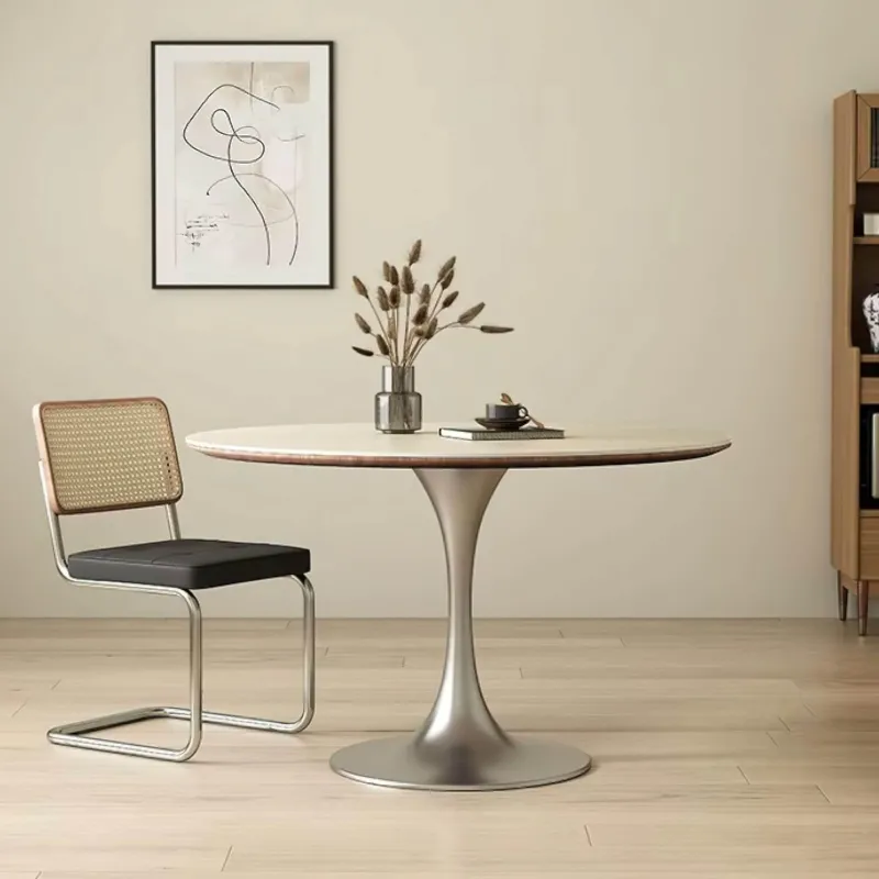 The Lounge Loft Möbel-Travertin Esstisch - Eleganter Natursteintisch