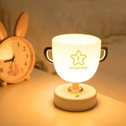 Bright Accents Beleuchtung-Trophäen-Nachtlicht – Dekorative Lampe in Trophäenform