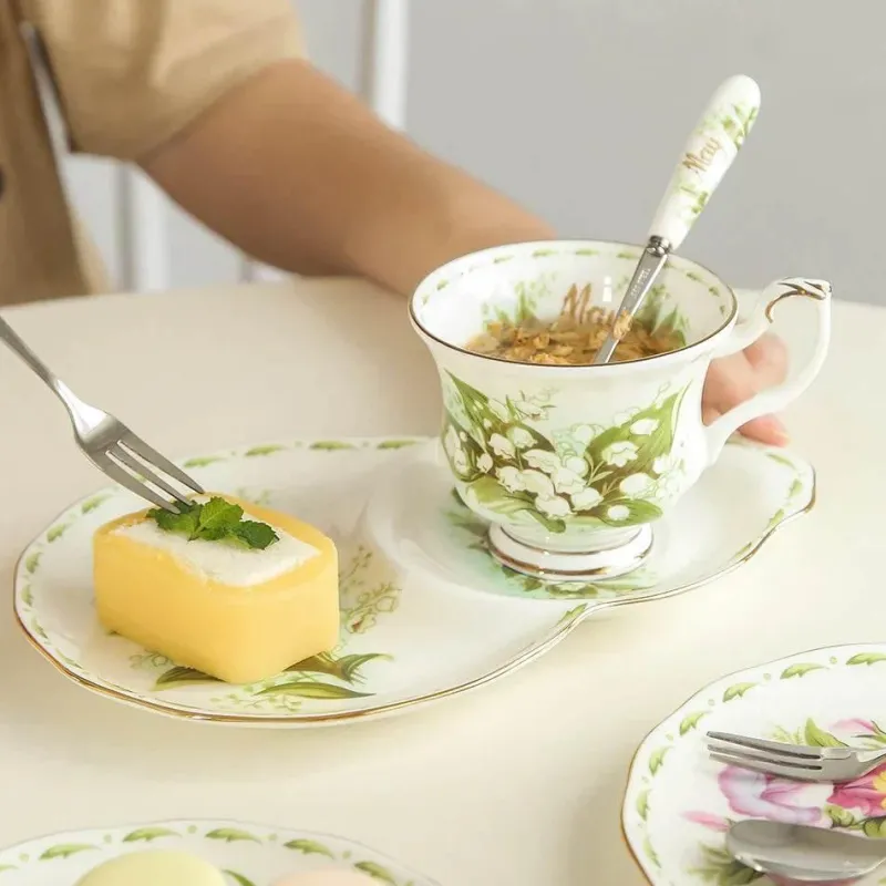 Feast u0026 Flair Küche & Esszimmer-Vintage Bone China Kaffeetassen-Set – Phnom Penh Design für das Home Office