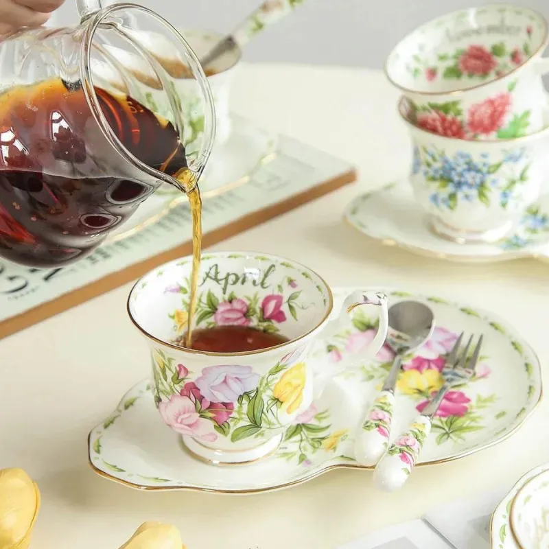 Feast u0026 Flair Küche & Esszimmer-Vintage Bone China Kaffeetassen-Set – Phnom Penh Design für das Home Office