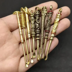 Wilderness Haven Outdoor & Garten|Outdoor-Artikel-Vintage Messing Schlüsselanhänger - Retro Mini Werkzeug Accessoire