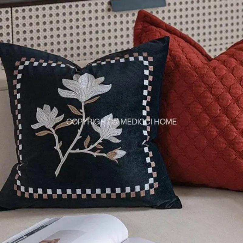 Pillow Haven Bettzeug-Vintage Samt Kissenbezug - Französische Magnolienstickerei für Sofa