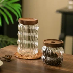 Cozy Nest Decor Küche & Esszimmer-Vorratsdose aus gewelltem, gestreiftem Glas – dekorativer Behälter