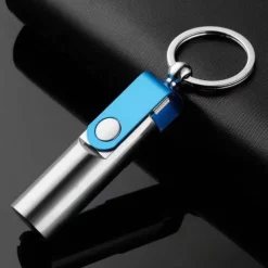 The Outdoor Vault Camping-Werkzeuge|Camping Im Freien-Wasserdichtes Schlüsselanhänger-Feuerzeug – Kompaktes Überlebenswerkzeug