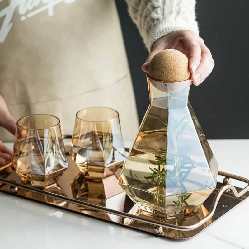 The Cozy Mug Küche & Esszimmer-Wasserkrug-Set aus Glas – Stilvoller Krug mit Filter