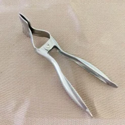 The Culinary Kit Küche & Esszimmer-Wassermelonenmesser - Halbschneider aus Edelstahl