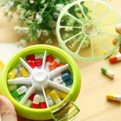 Decor Gesundheits- Und Entspannungstools-Wöchentliches Pillendosen-Set – 2 drehbare Medikamentenboxen