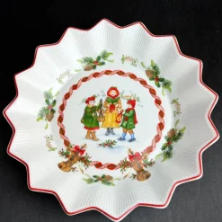 Elegance at the Table Küche & Esszimmer-Weihnachtsgeschirr-Set - Teller, Tassen, Schüsseln