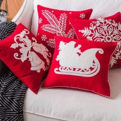 The Cushion Corner Bettzeug-Weihnachtskissenbezüge mit Schneeflocken und Elchmotiv – Festliche dekorative Kissenbezüge