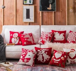 The Cushion Corner Bettzeug-Weihnachtskissenbezüge mit Schneeflocken und Elchmotiv – Festliche dekorative Kissenbezüge