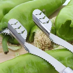 The Culinary Kit Küche & Esszimmer-Werkzeug zum Entfernen von Chilisamen aus Edelstahl – Easy Pepper Deseeder