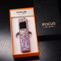 The Outdoor Vault Outdoor-Artikel|Heimwerkzeuge-Wiederaufladbares Feuerzeug mit Strasssteinen – funkelndes tragbares Feuerzeug