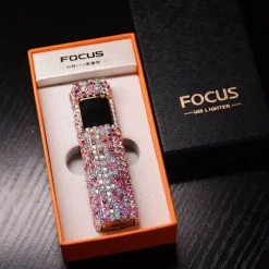 The Outdoor Vault Outdoor-Artikel|Heimwerkzeuge-Wiederaufladbares Feuerzeug mit Strasssteinen – funkelndes tragbares Feuerzeug