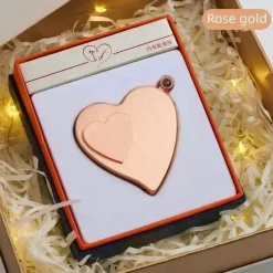 Cozy Living Camping Im Freien|Outdoor-Artikel-Winddichtes Feuerzeug mit Liebesprojektor – Geschenkidee mit ewiger Flamme