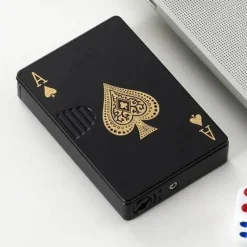 Roam Ready Outdoor-Artikel|Heimwerkzeuge-Winddichtes Spielkartenfeuerzeug – Stilvolles Flammenwerkzeug