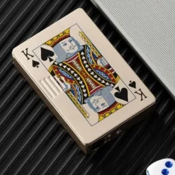 Roam Ready Outdoor-Artikel|Heimwerkzeuge-Winddichtes Spielkartenfeuerzeug – Stilvolles Flammenwerkzeug