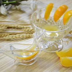 The Culinary Kit Küche & Esszimmer-Zitronenpresse aus Acryl - Transparente Zitruspresse