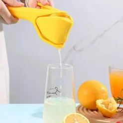 The Culinary Kit Küche & Esszimmer-Zitruspresse – Handpresse, natürliches Fruchtpresse-Werkzeug